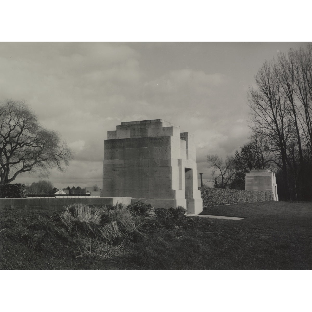 La Neuville British Cemetery